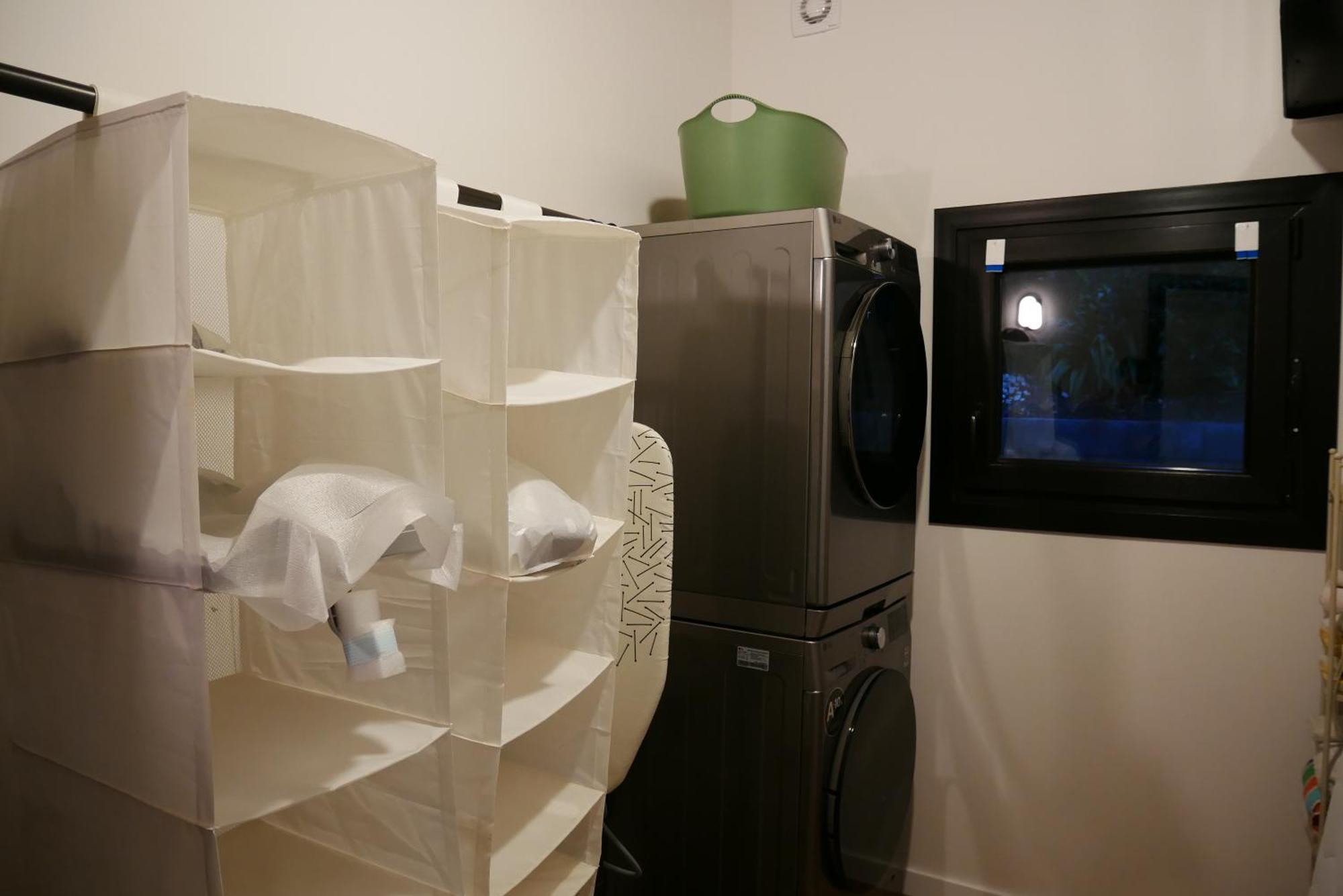Homestay Kh Suites, Breakfast & Laundry *