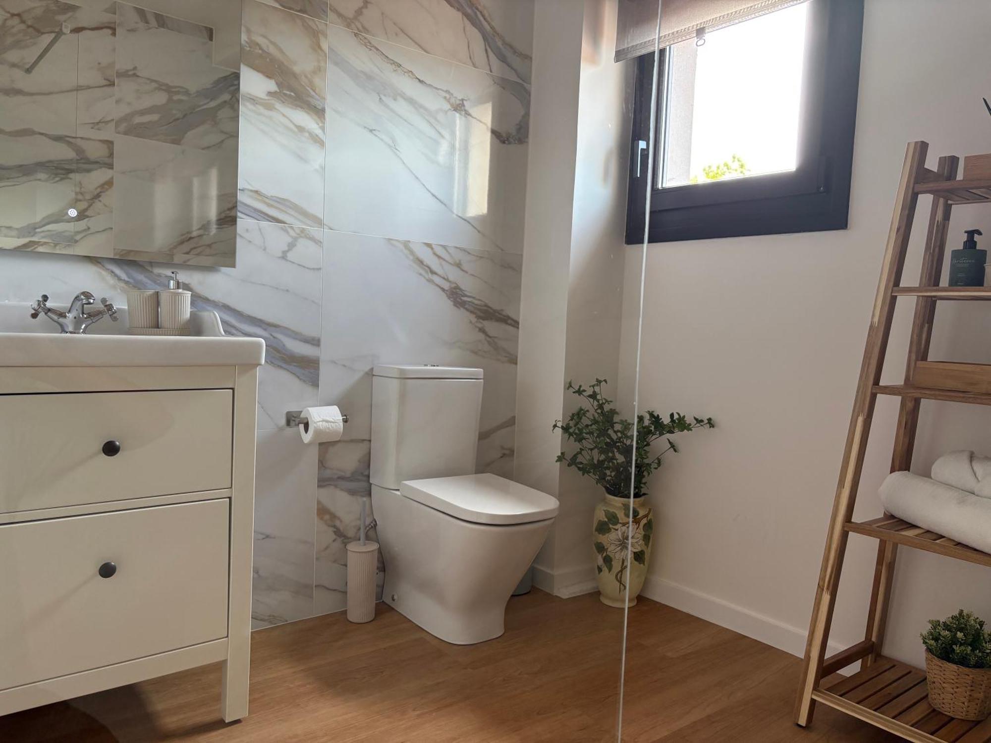 Accommodatie bij particulieren Kh Suites, Breakfast & Laundry Lb0530